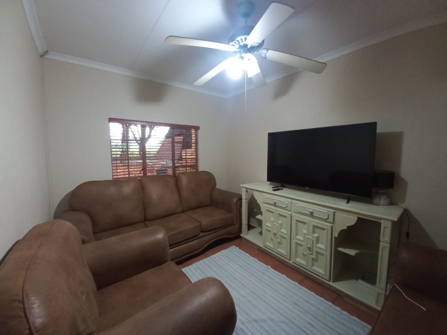 3 Bedroom Property for Sale in Safari Gardens North West